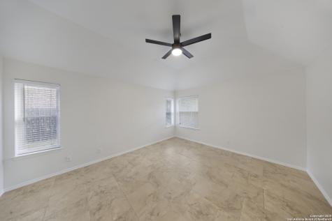 9523 Black Thorn San Antonio TX 78240