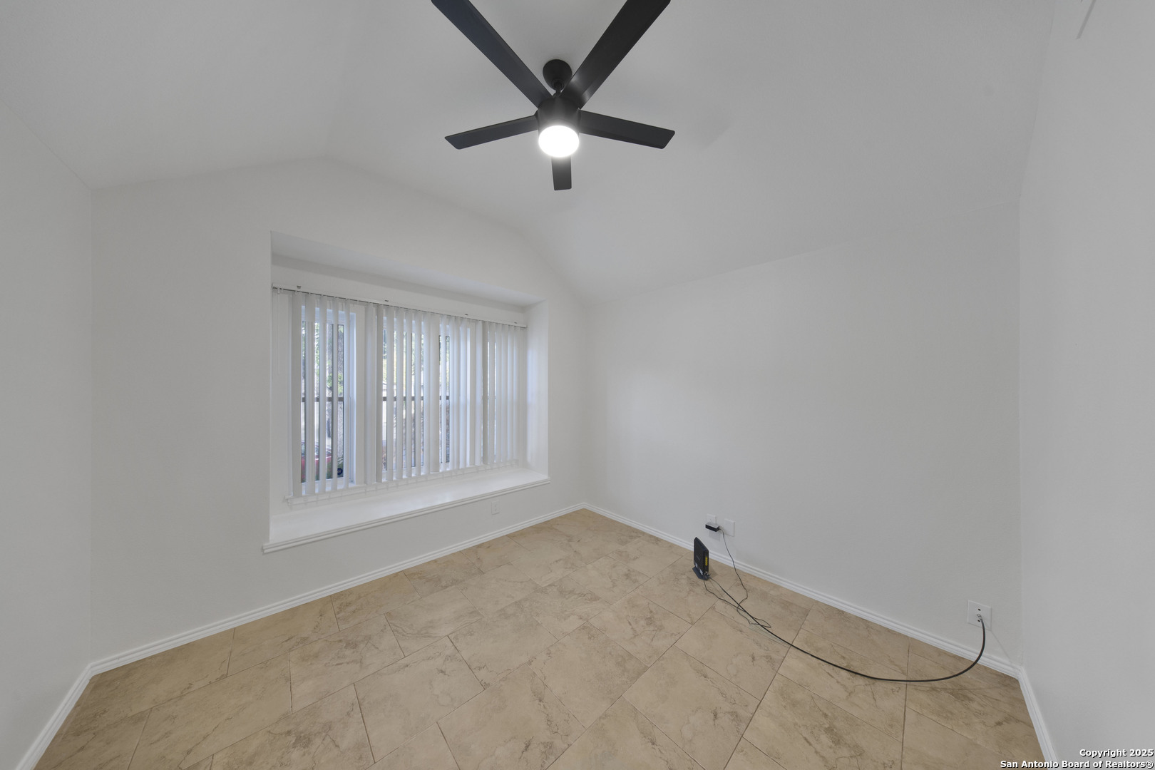 9523 Black Thorn San Antonio TX 78240