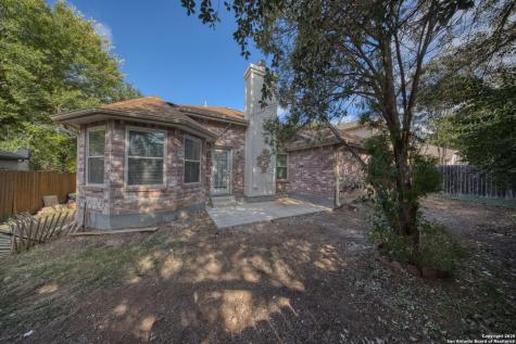 9523 Black Thorn San Antonio TX 78240