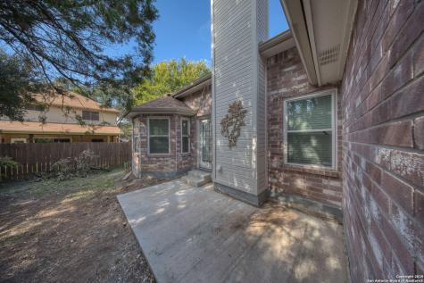 9523 Black Thorn San Antonio TX 78240