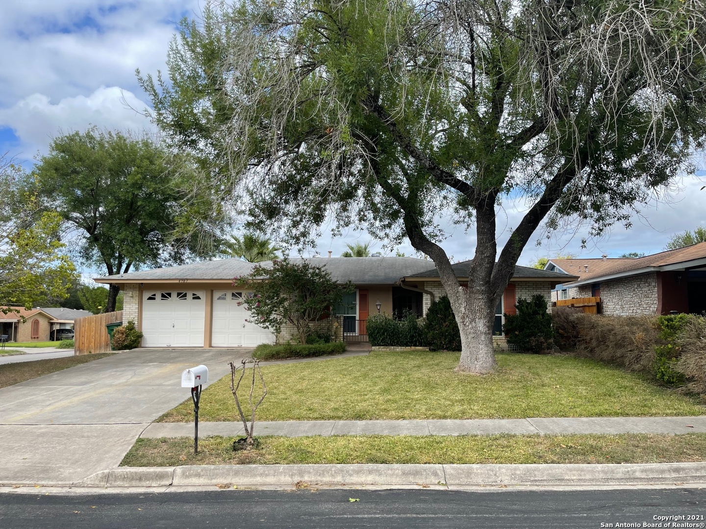 4707 Casa Bello Street San Antonio TX 78233