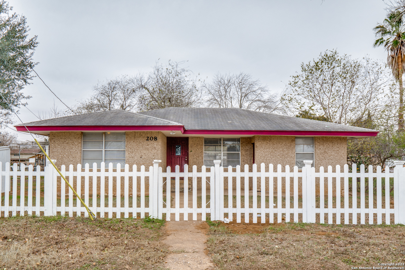 208 23rd Street Pearsall TX 78061