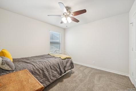 1733 Rocky Rise San Antonio TX 78245