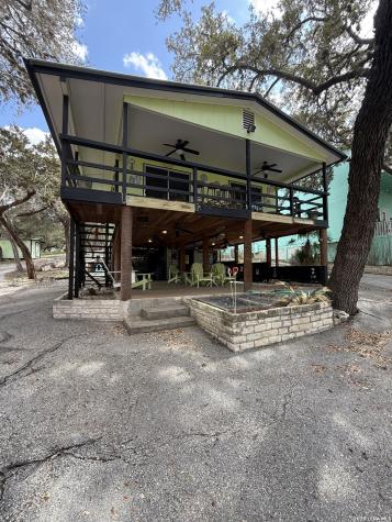 809 Lookout Lakehills TX 78063