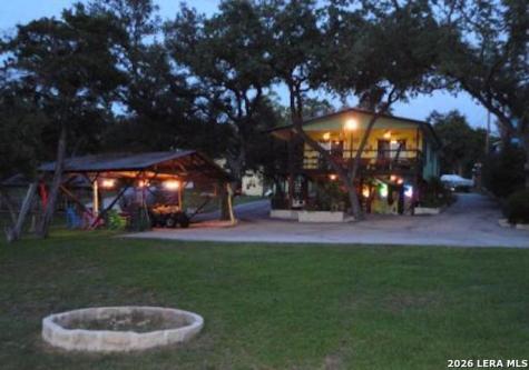 809 Lookout Lakehills TX 78063