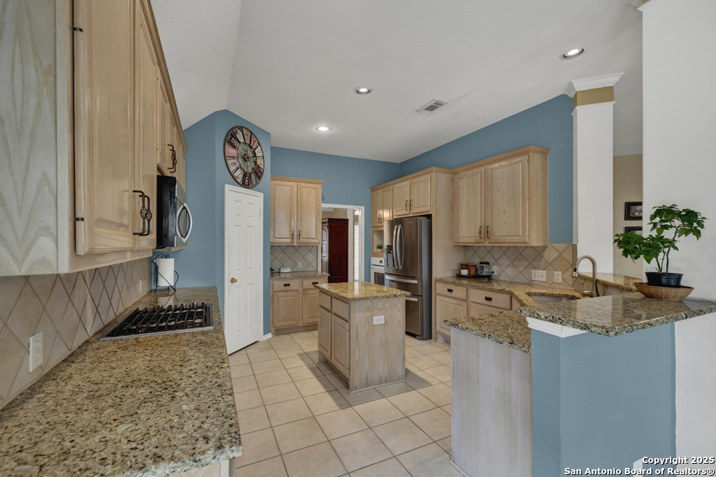 2363 Oak Pebble New Braunfels TX 78132
