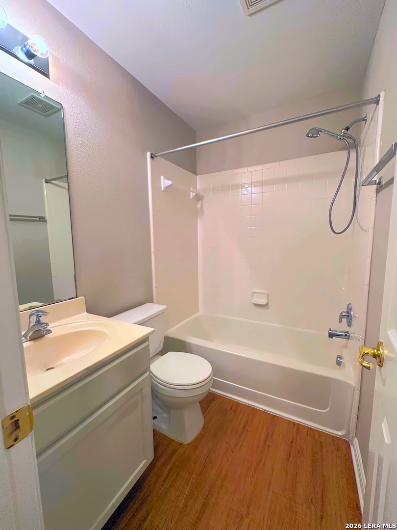 8414 Pigeonberry Drive Converse TX 78109
