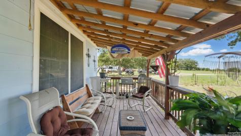 15521 E Highway 90 Kingsbury TX 78638