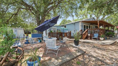 15521 E Highway 90 Kingsbury TX 78638