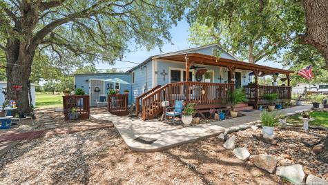 15521 E Highway 90 Kingsbury TX 78638