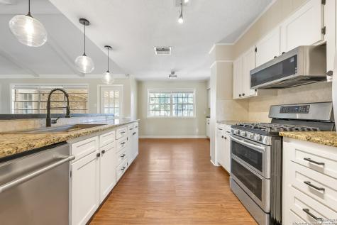 4023 Bentway San Antonio TX 78217