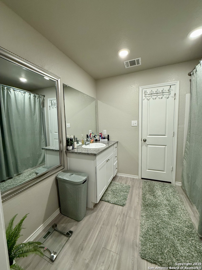 8323 Dovers Den San Antonio TX 78253