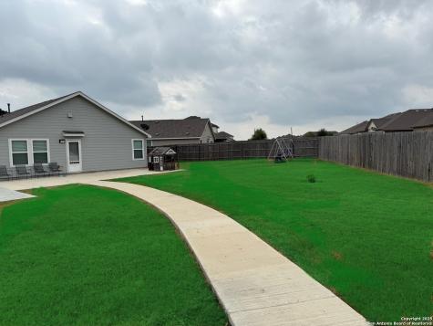 8323 Dovers Den San Antonio TX 78253