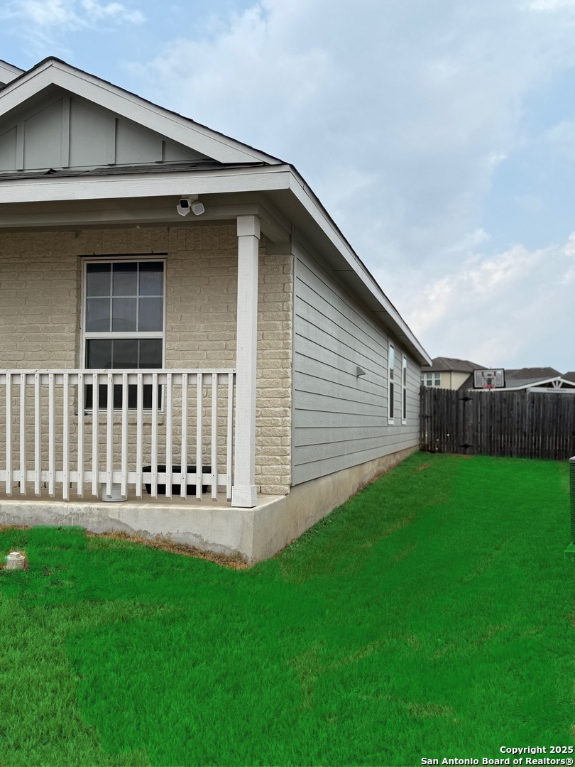 8323 Dovers Den San Antonio TX 78253