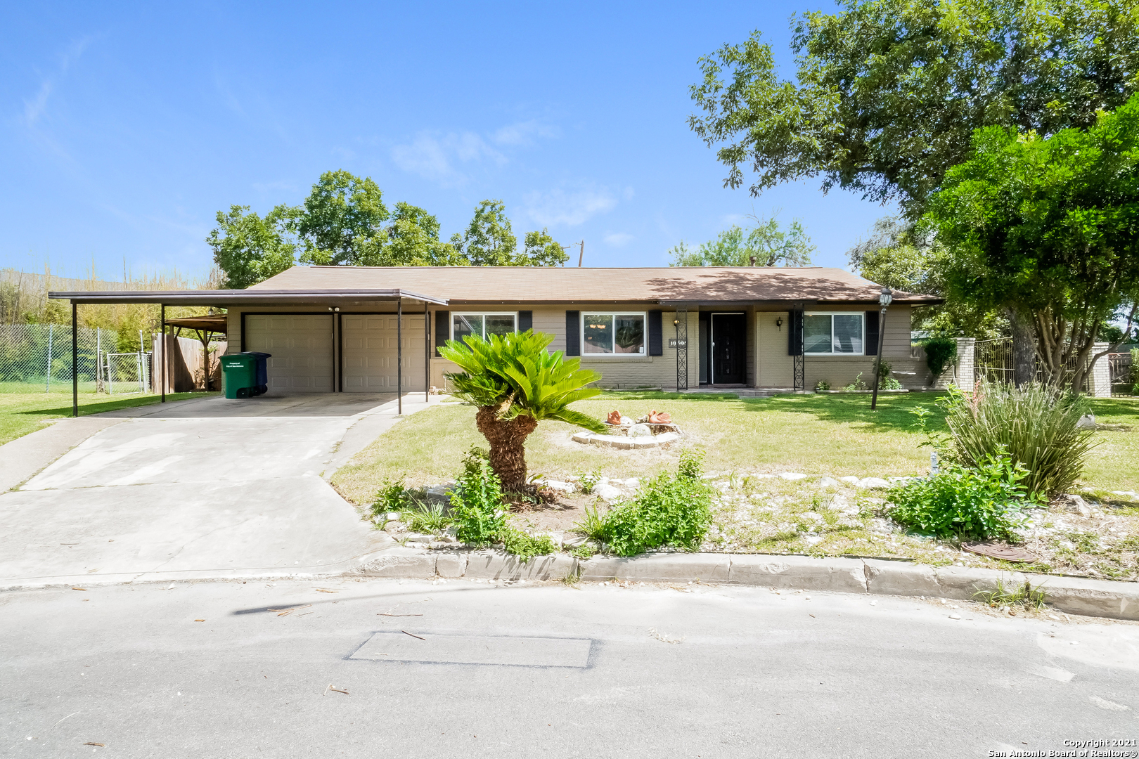 4135 Running Creek Drive San Antonio TX 78218