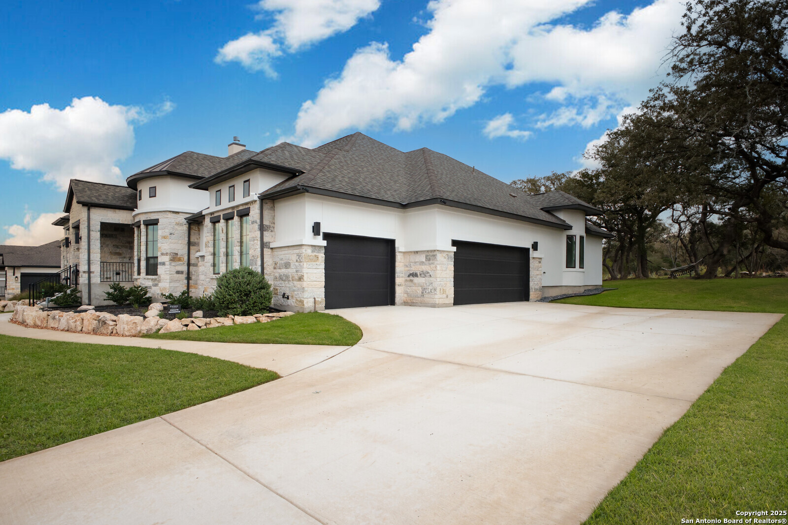 431 Falcon Cove San Antonio TX 78253