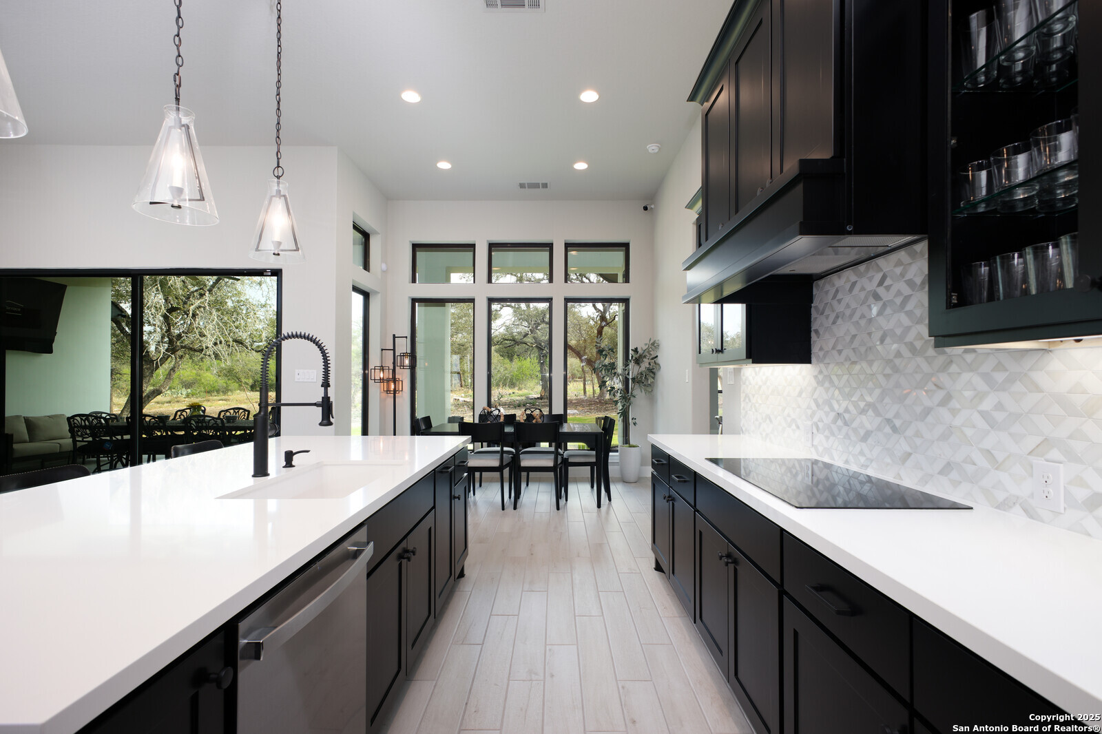 431 Falcon Cove San Antonio TX 78253