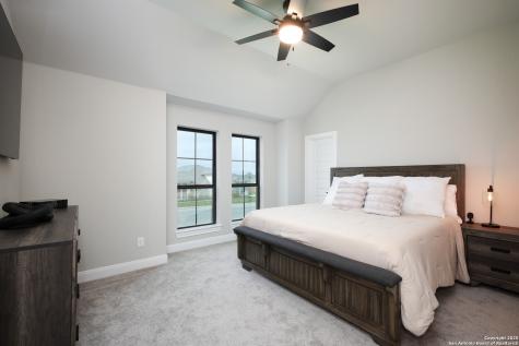 431 Falcon Cove San Antonio TX 78253