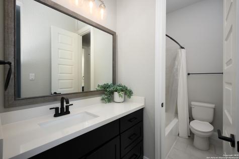 431 Falcon Cove San Antonio TX 78253