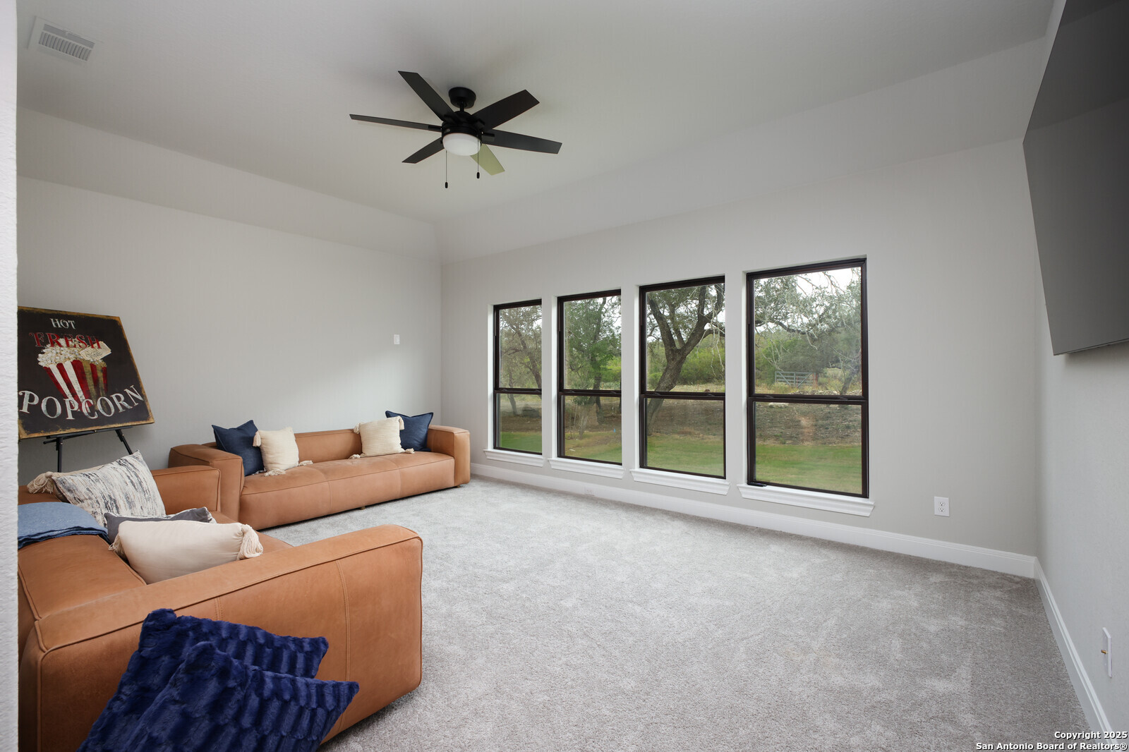 431 Falcon Cove San Antonio TX 78253