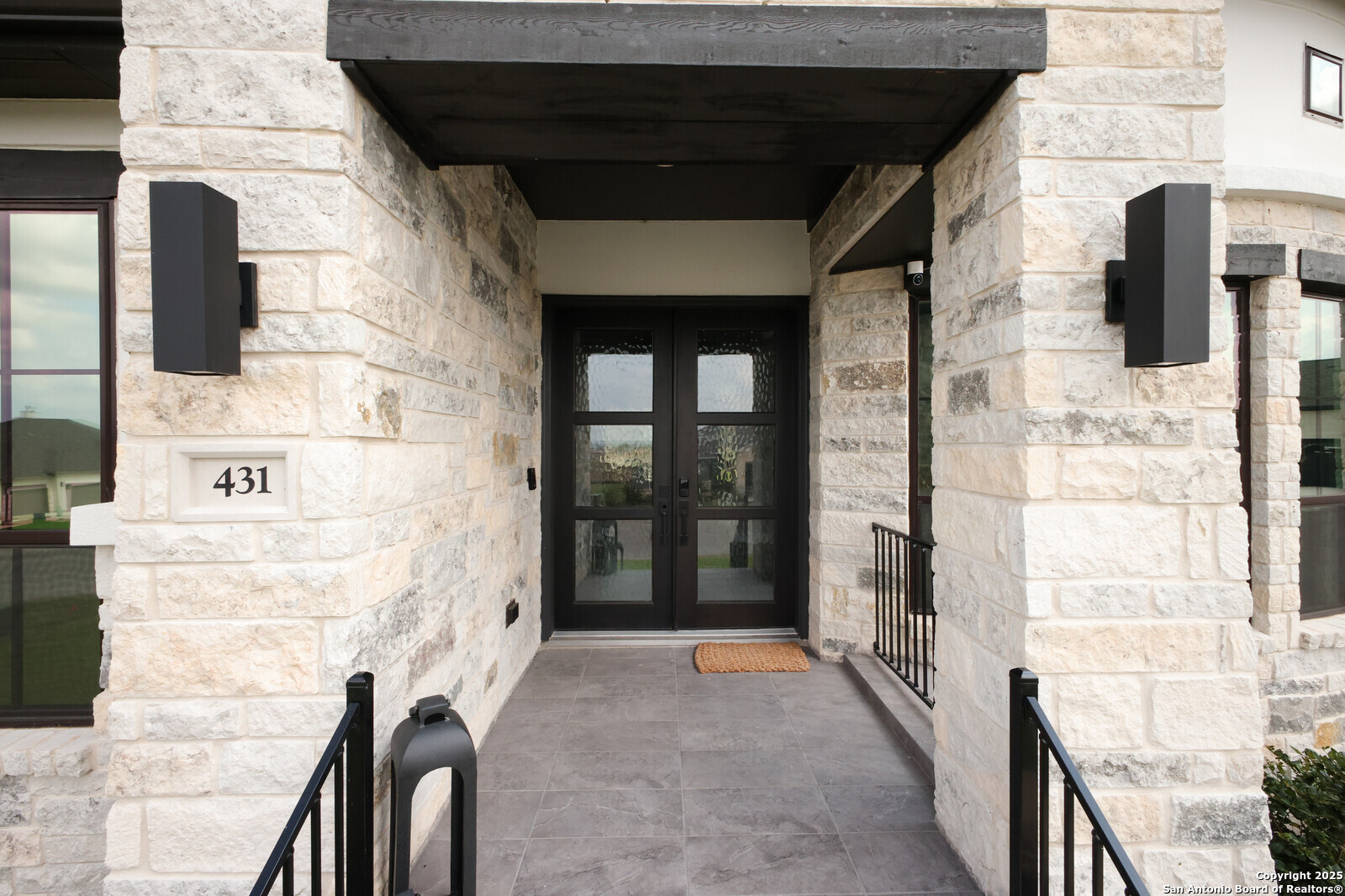 431 Falcon Cove San Antonio TX 78253