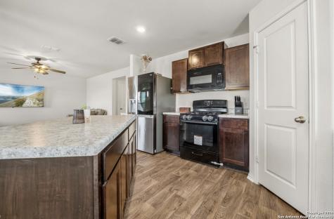 9827 Bur Sedge San Antonio TX 78254