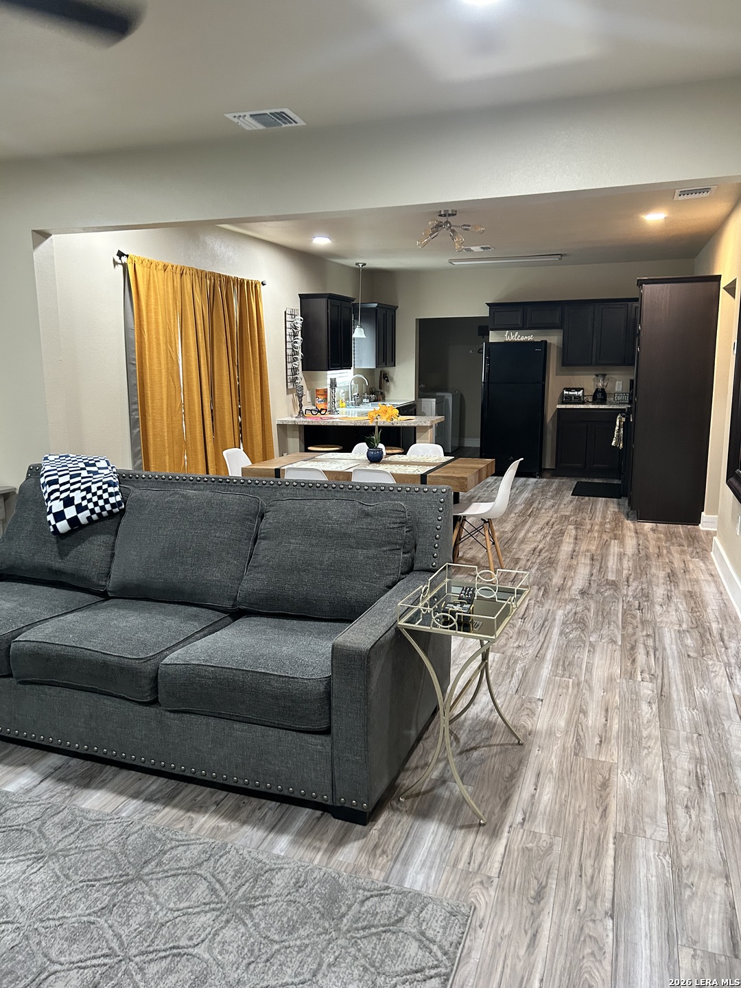 1611 Dawson San Antonio TX 78202