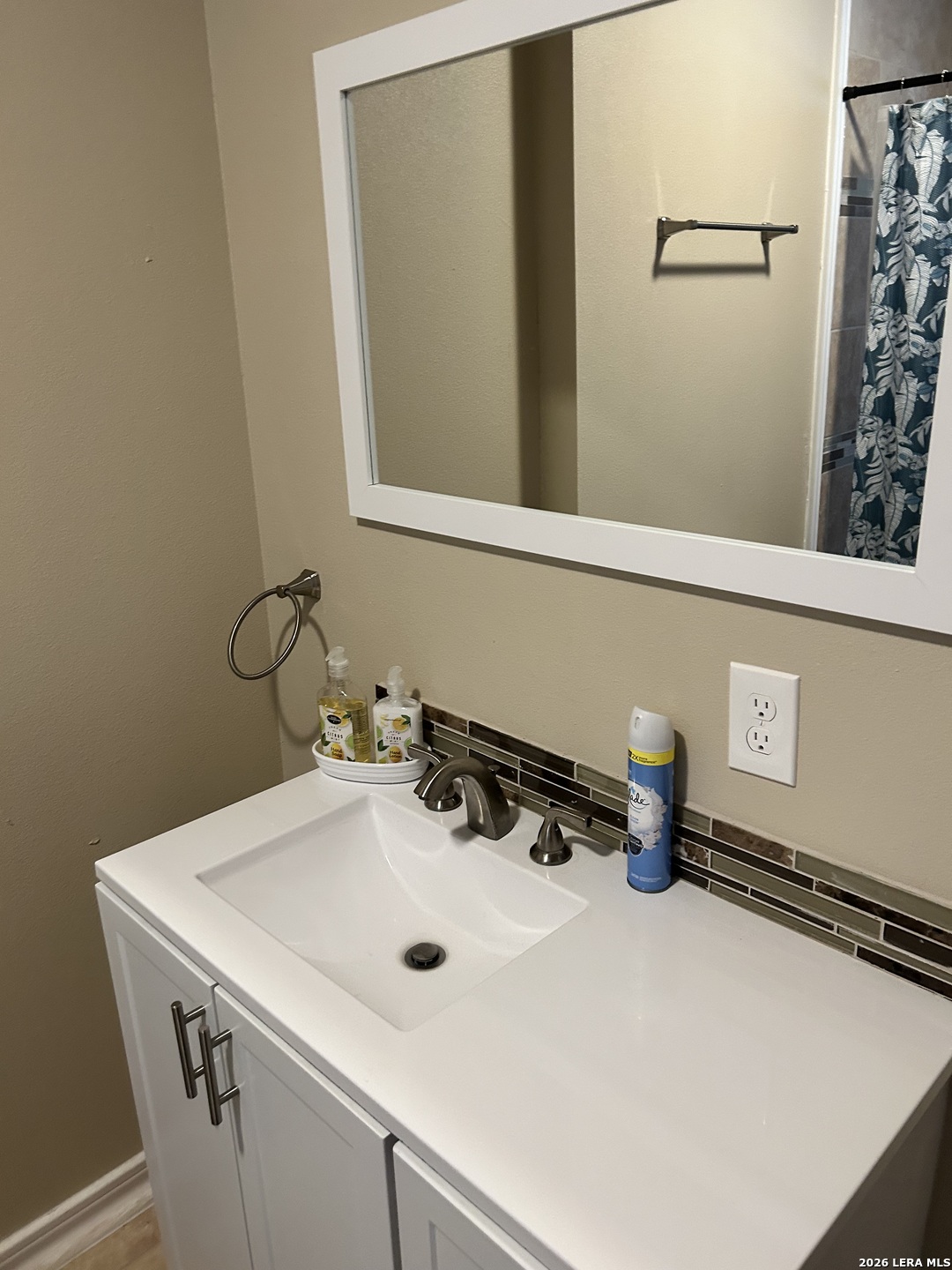 1611 Dawson San Antonio TX 78202