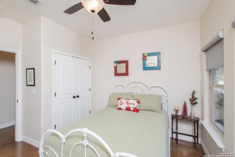 306 Sd 37981 Barksdale TX 78828