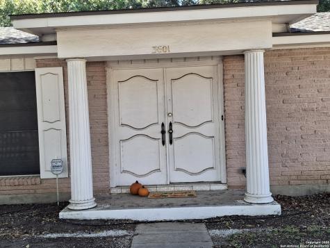3601 Vinecrest Kirby TX 78219