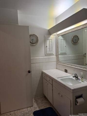 3601 Vinecrest Kirby TX 78219