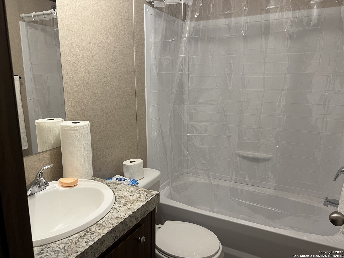 720 Sanches Avenue Pleasanton TX 78064