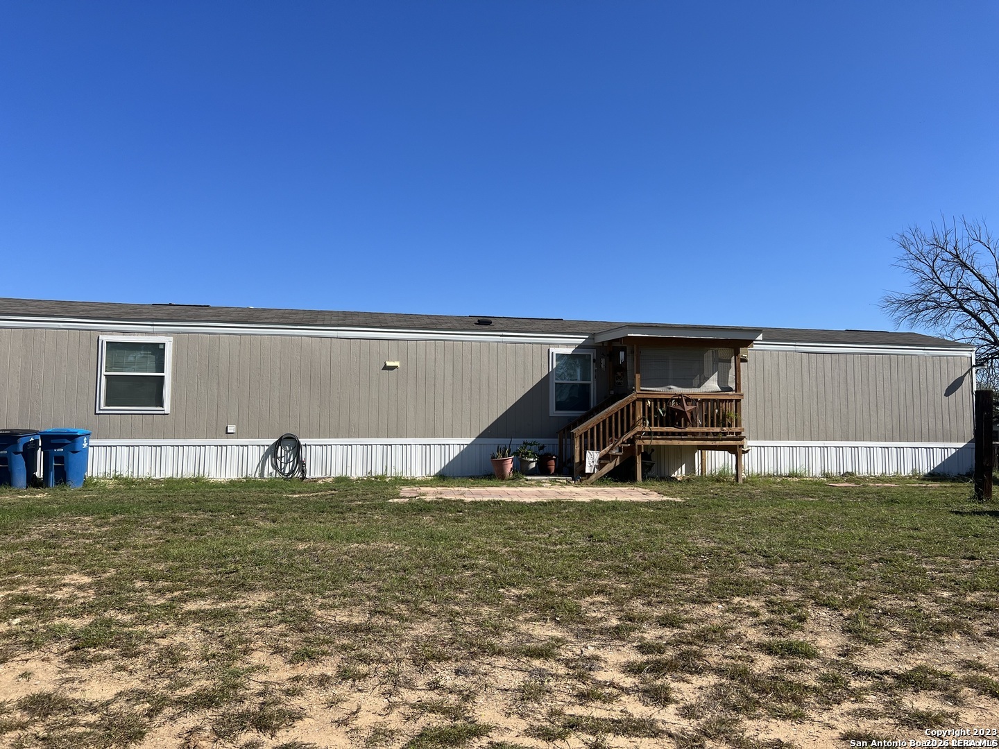 720 Sanches Avenue Pleasanton TX 78064