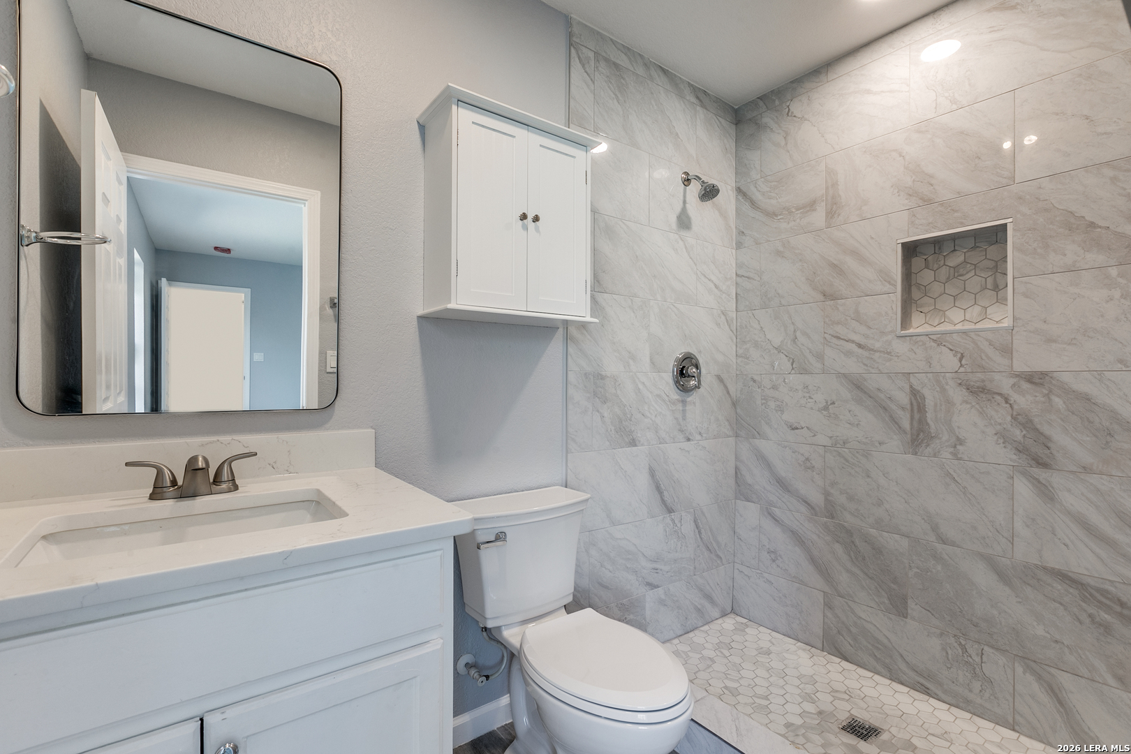 2371 Burnet San Antonio TX 78202
