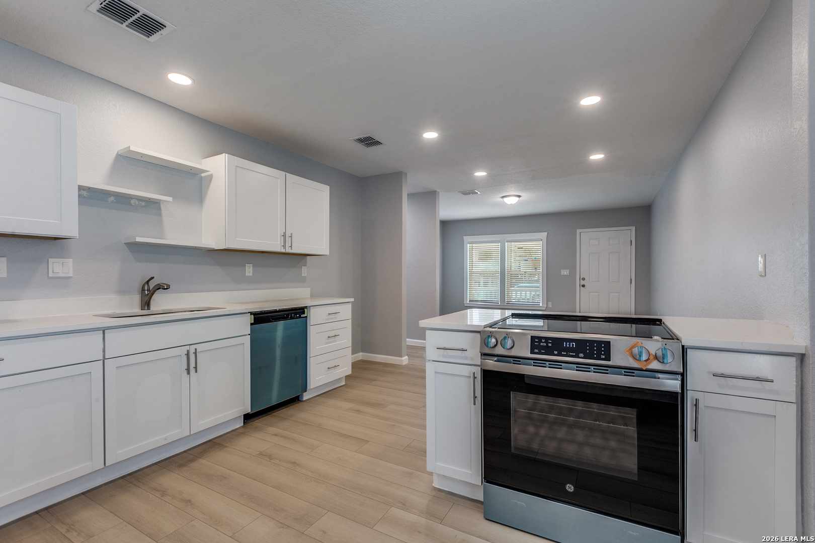 2371 Burnet San Antonio TX 78202