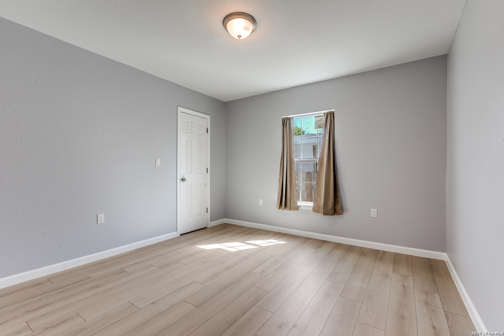 2371 Burnet San Antonio TX 78202