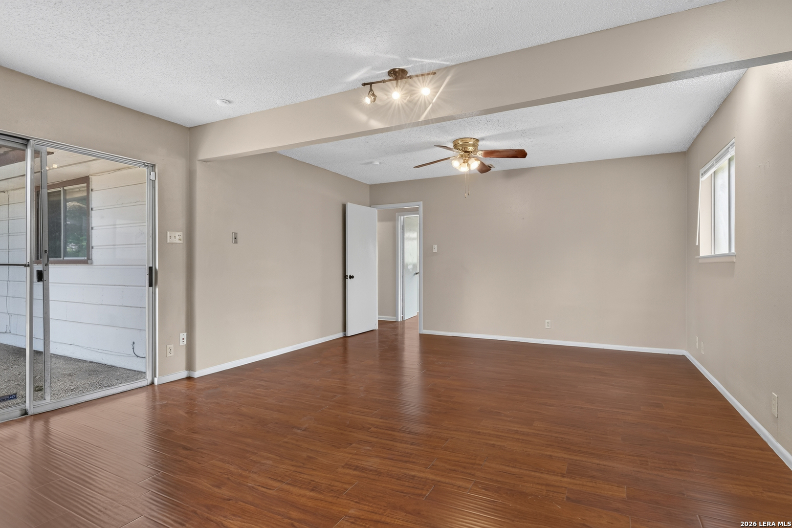 5823 Bogart Drive San Antonio TX 78240