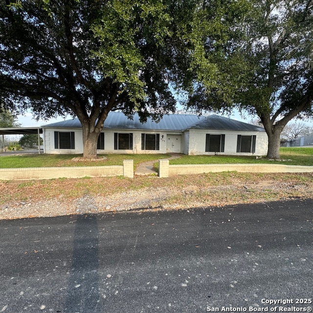 505 Cottonwood Street Kenedy TX 78119