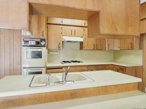 8455 Flint Rock Boerne TX 78006