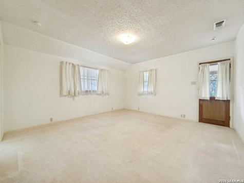 8455 Flint Rock Boerne TX 78006