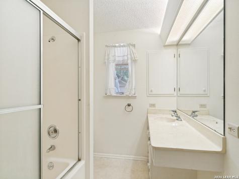 8455 Flint Rock Boerne TX 78006