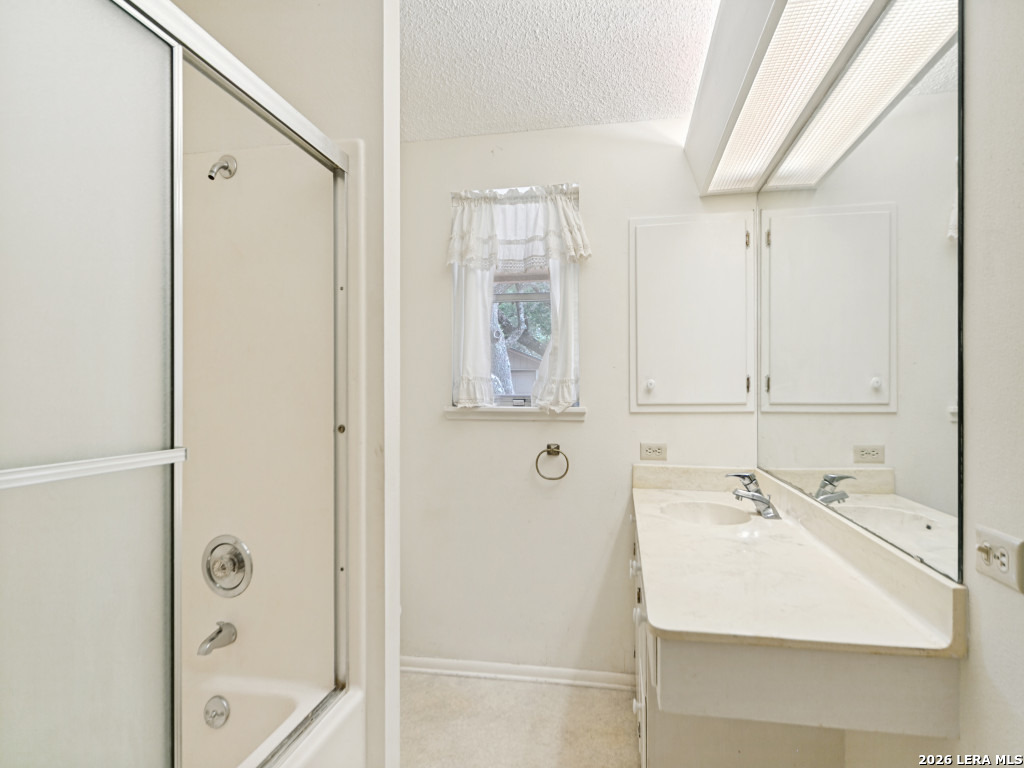 8455 Flint Rock Boerne TX 78006