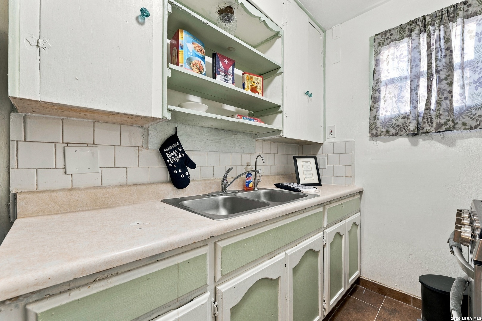 214 Cravens Avenue San Antonio TX 78223
