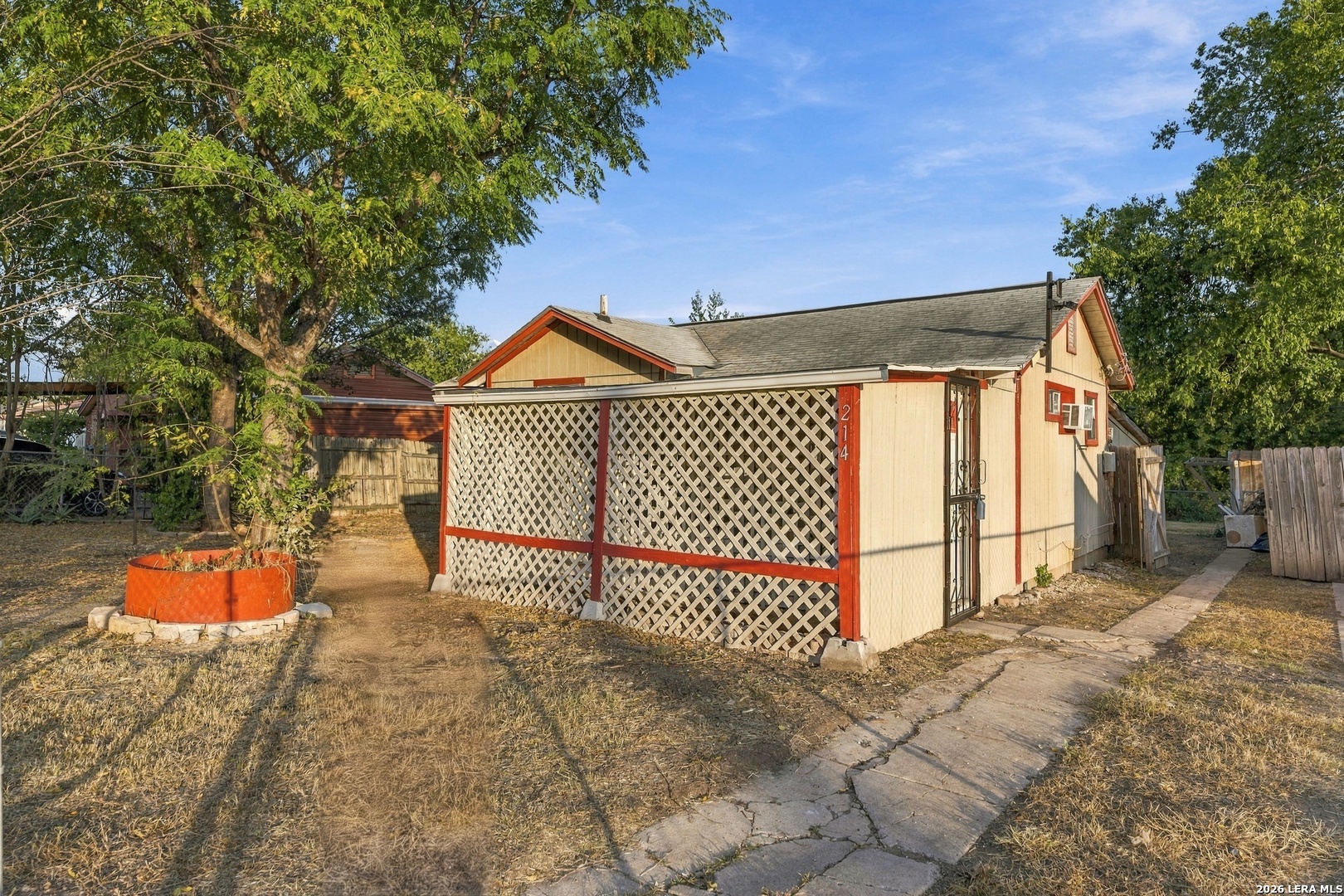 214 Cravens Avenue San Antonio TX 78223