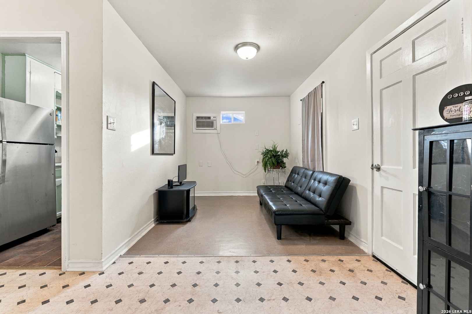 214 Cravens Avenue San Antonio TX 78223
