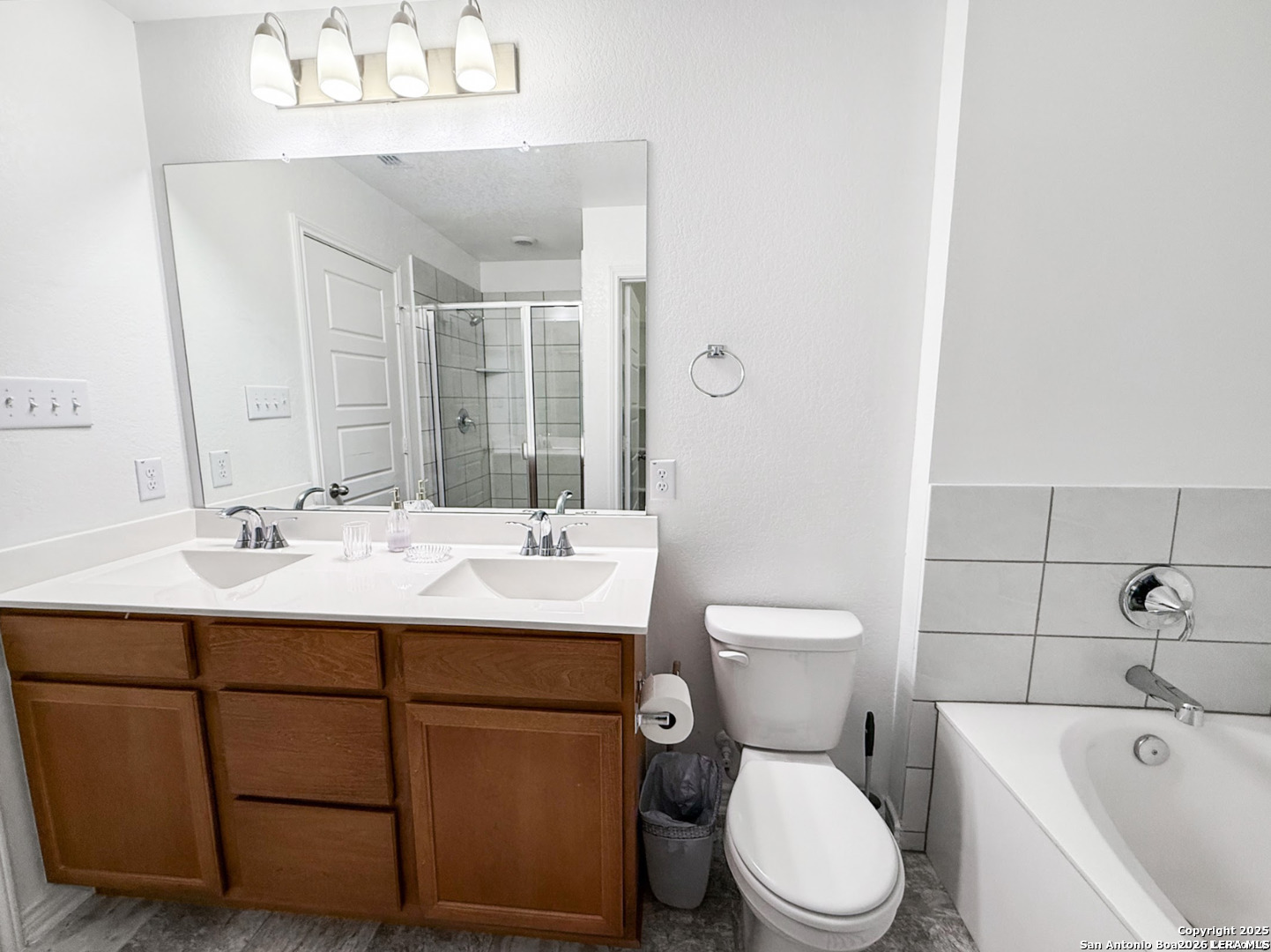 3363 Old Almonte San Antonio TX 78224