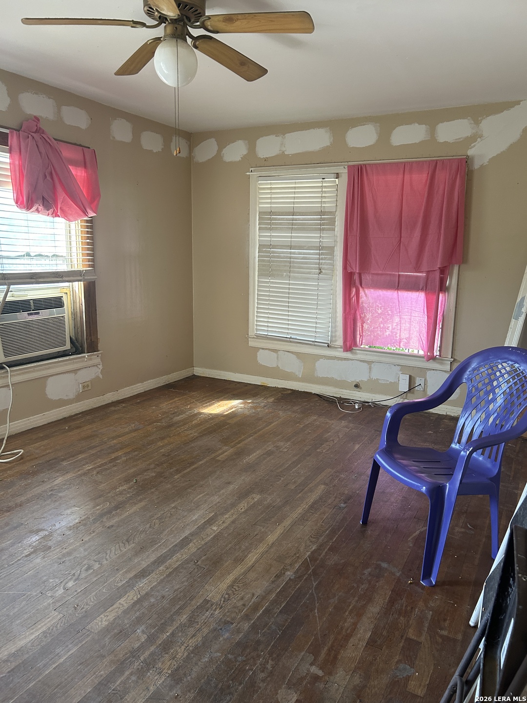 1735 W Olmos Drive San Antonio TX 78201