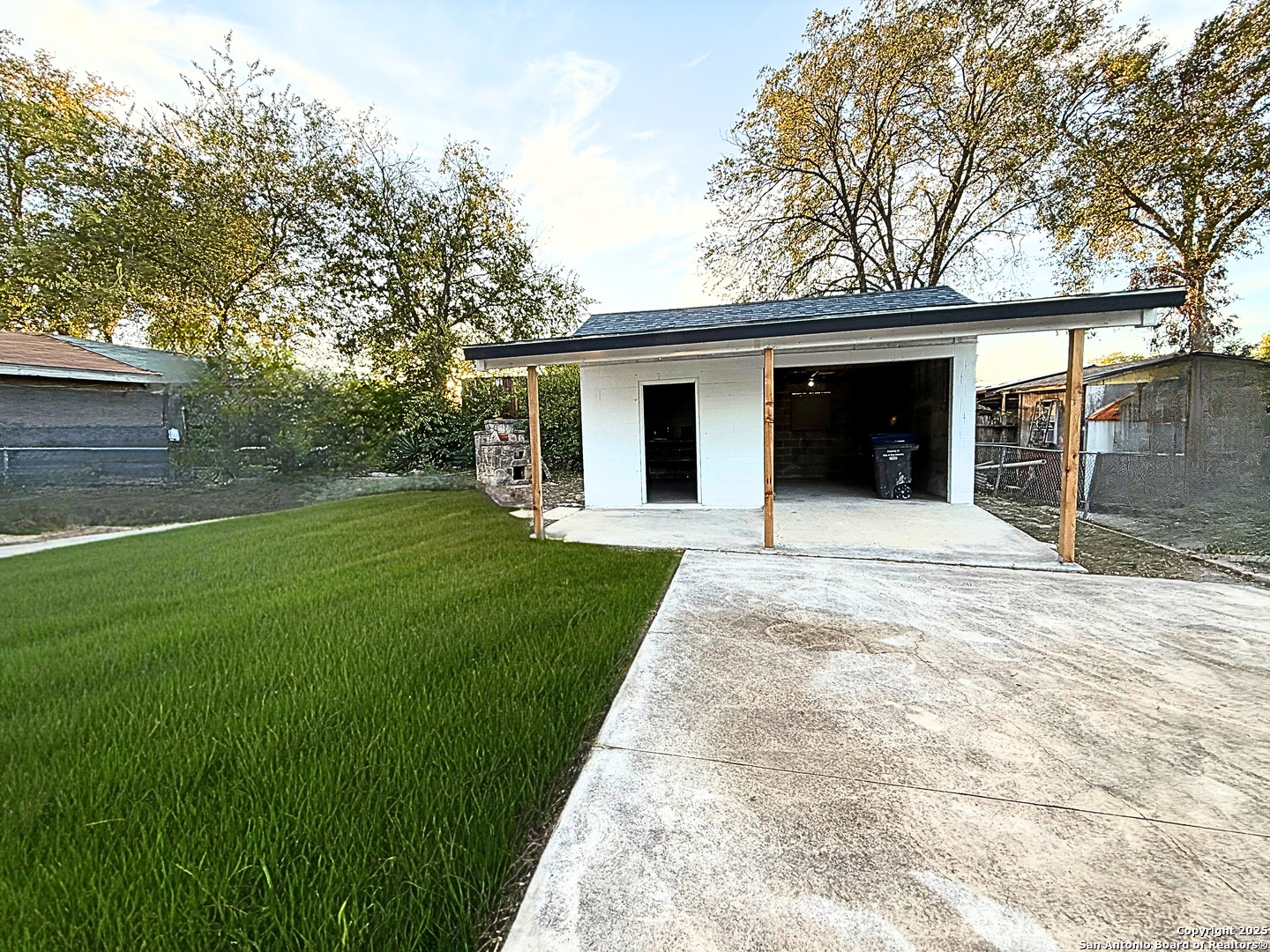 339 Allsup San Antonio TX 78237