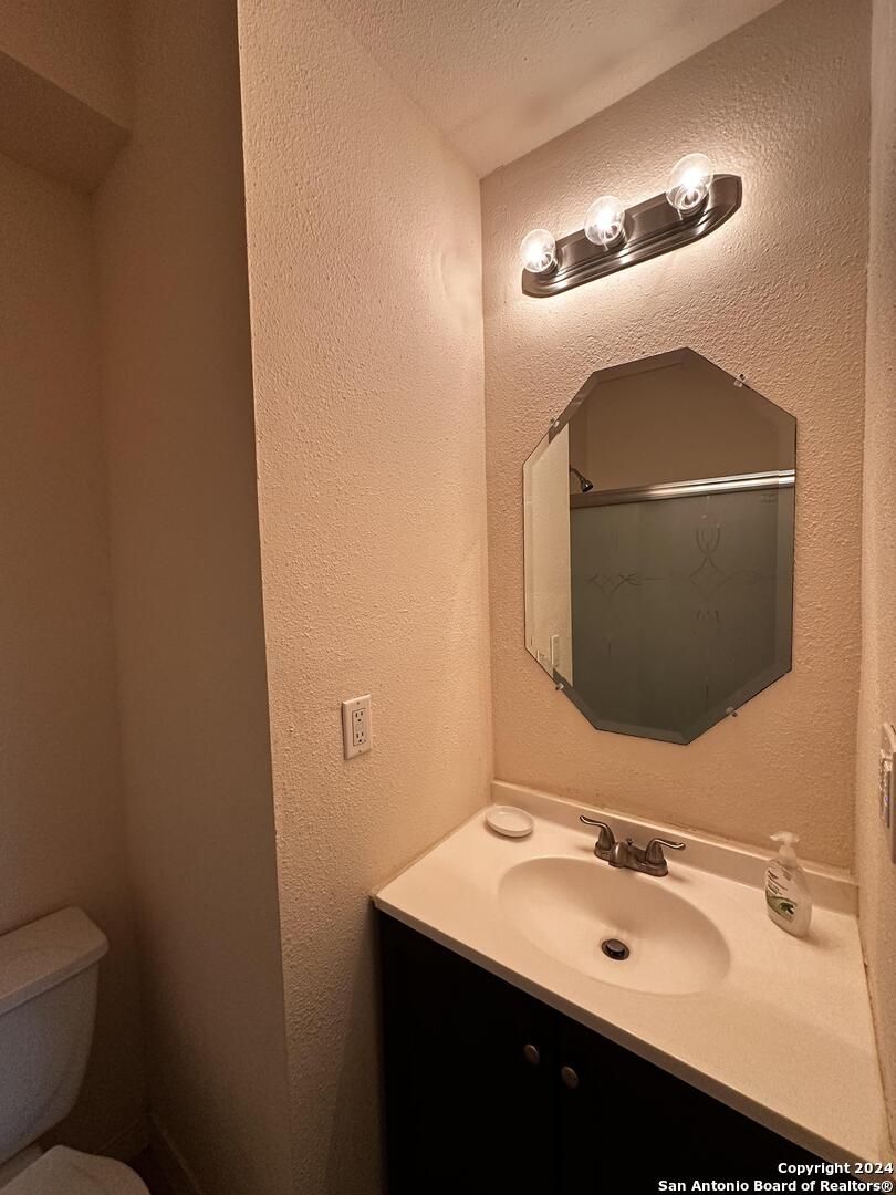 8206 Cerezo San Antonio TX 78250