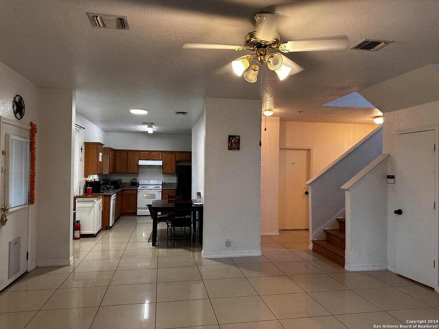 8206 Cerezo San Antonio TX 78250